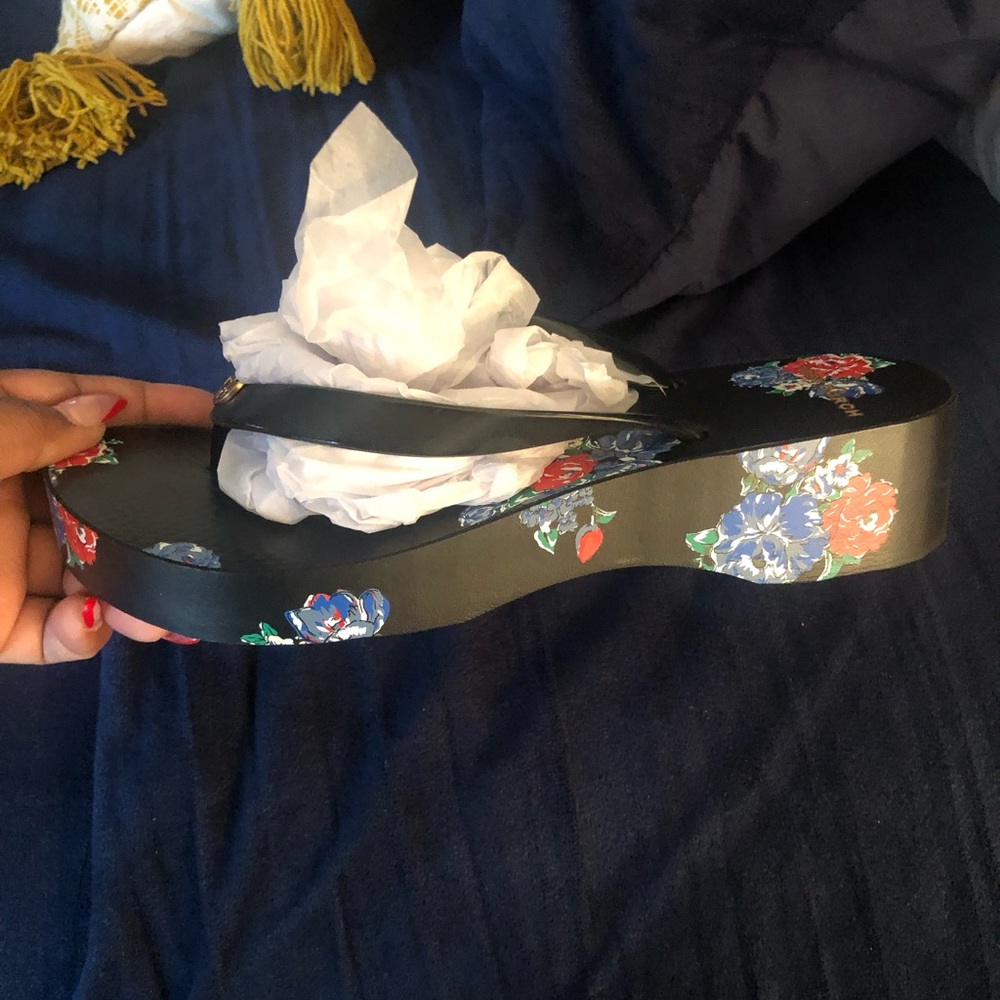 Tory Burch Flipflops size 7